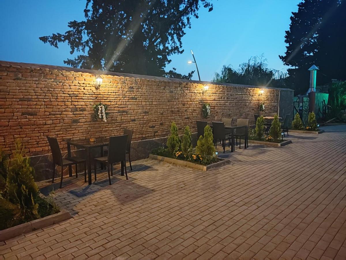 Guest House Spartak Тбилиси Екстериор снимка