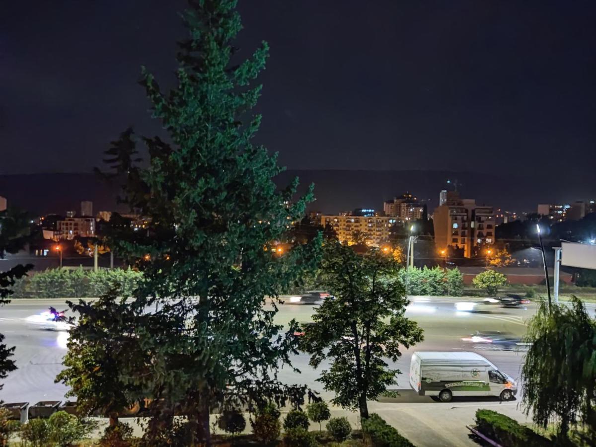 Guest House Spartak Тбилиси Екстериор снимка