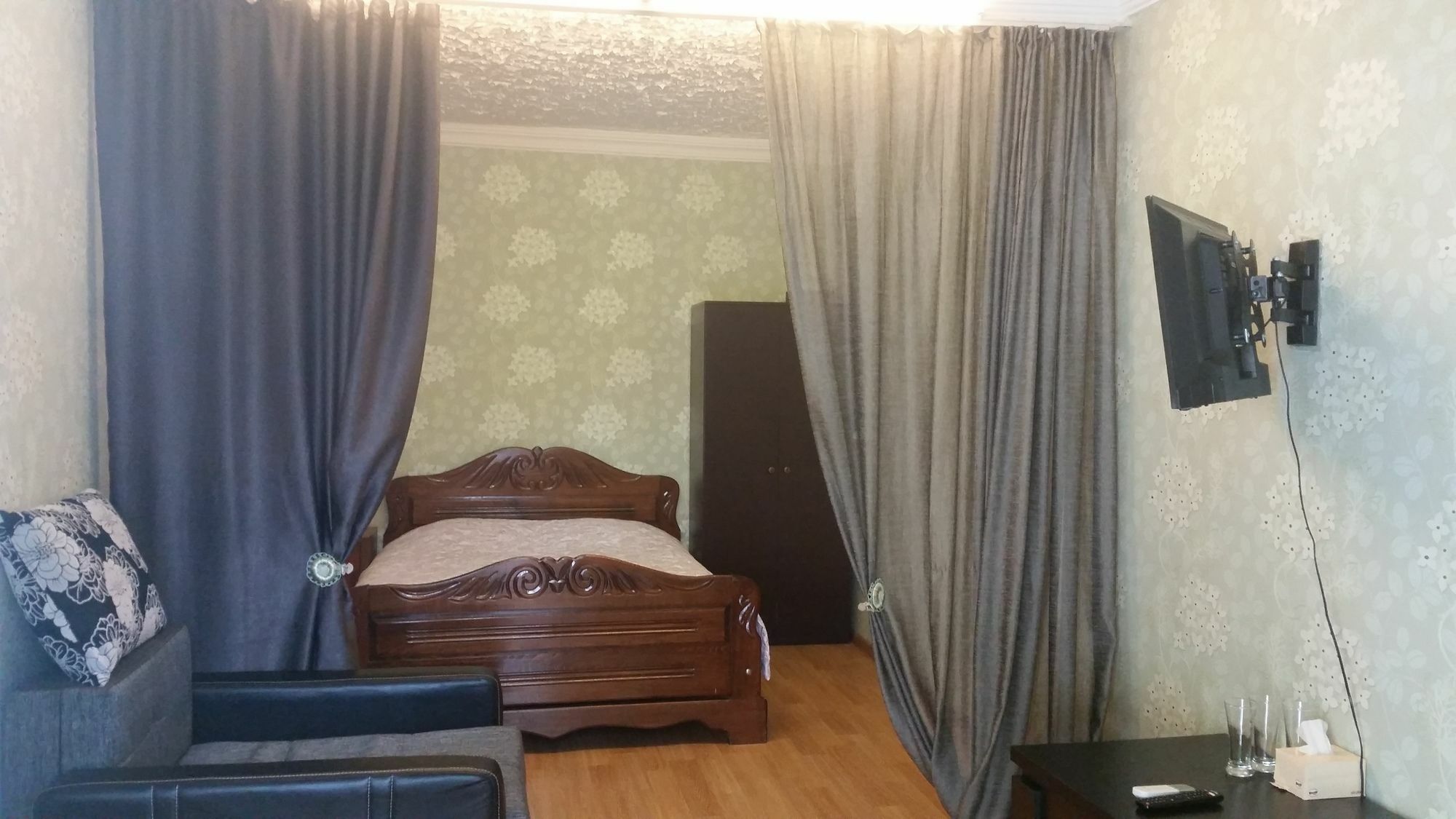 Guest House Spartak Тбилиси Екстериор снимка